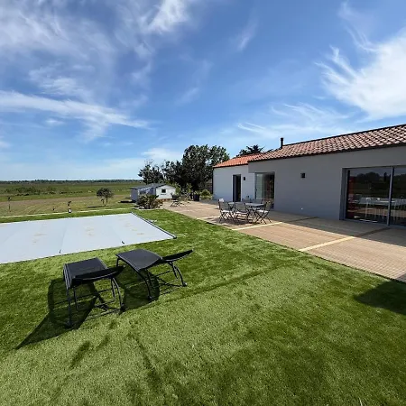 بيت للعطل La Maison Du Marais , 6 Personnes , 3
